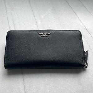 Kate spade large zippered wallet